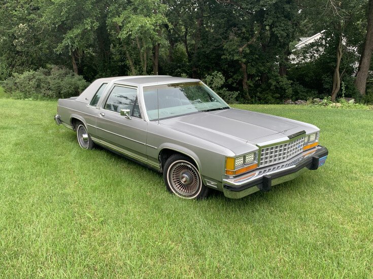 Thumbnail Photo undefined for 1985 Ford LTD Crown Victoria Coupe